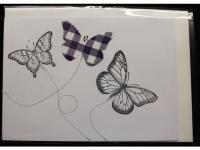Kartengruss - Schmetterlingsflug in Violett-Tönen
